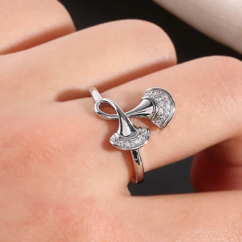 44136083226724|44136083259492|44136083292260