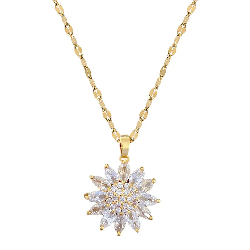 【Copper Micro-Inlaid Zircon】Fashionable Sunflower Zircon Pendant Necklace for Women Elegant Ladies Banquet Wedding Jewelry Gift