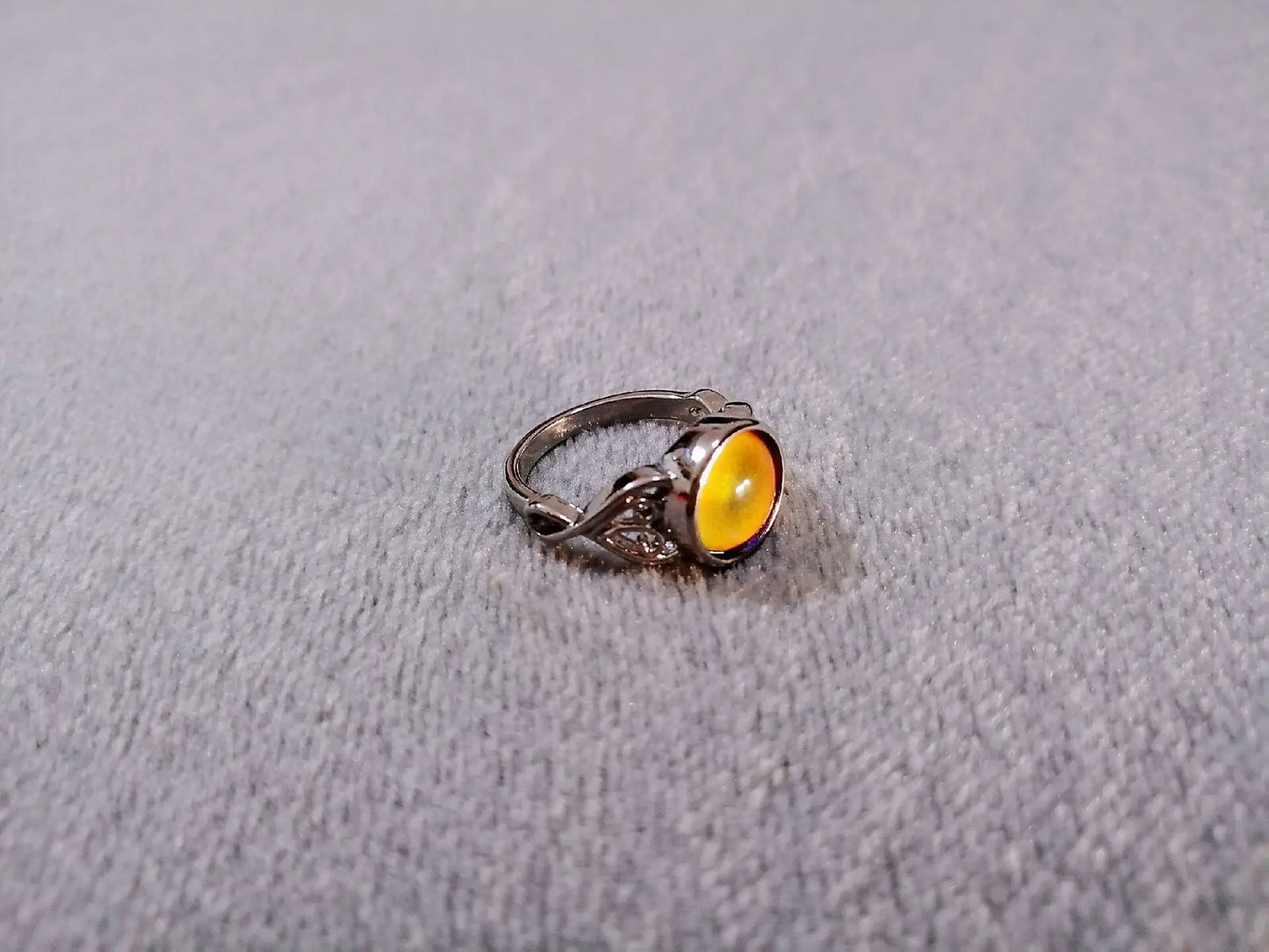 Color Changing Ring Round Emotion Feeling Changeable Ring Temperature Control Gems Adjust Mood Finger Rings for Women Female