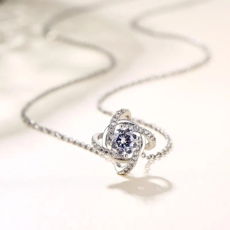 1pcs Steel Color-color Necklace Ladies Cold Wind Four Leaf Clover With Diamonds Brass Pendant Jewelry