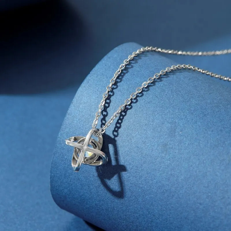 1pcs Steel Color-color Necklace Ladies Cold Wind Four Leaf Clover With Diamonds Brass Pendant Jewelry